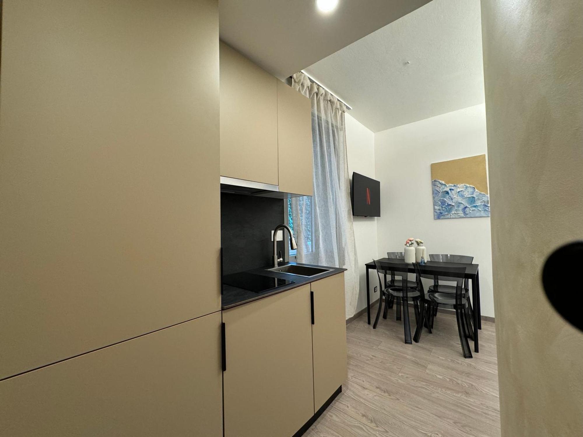 Teatro Romano Suites ตรีเอสเต ภายนอก รูปภาพ