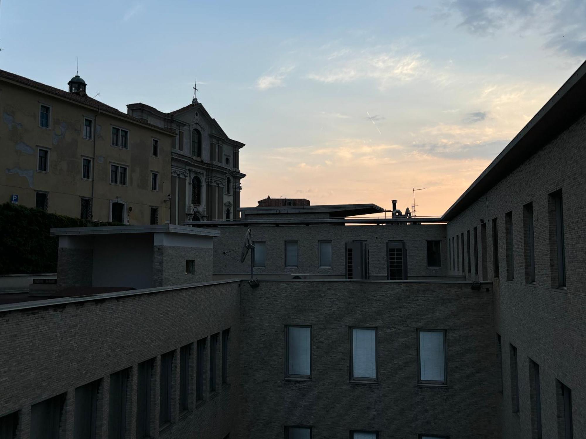 Teatro Romano Suites ตรีเอสเต ภายนอก รูปภาพ